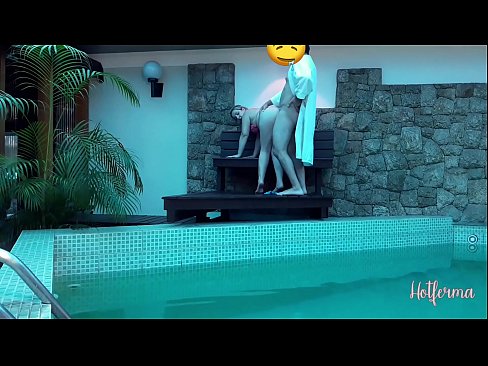 ❤️ El jefe invita a la criada a la piscina, pero no pudo resistirse a una caliente ️ Video de sexo en es.mysexpics.ru ❌️